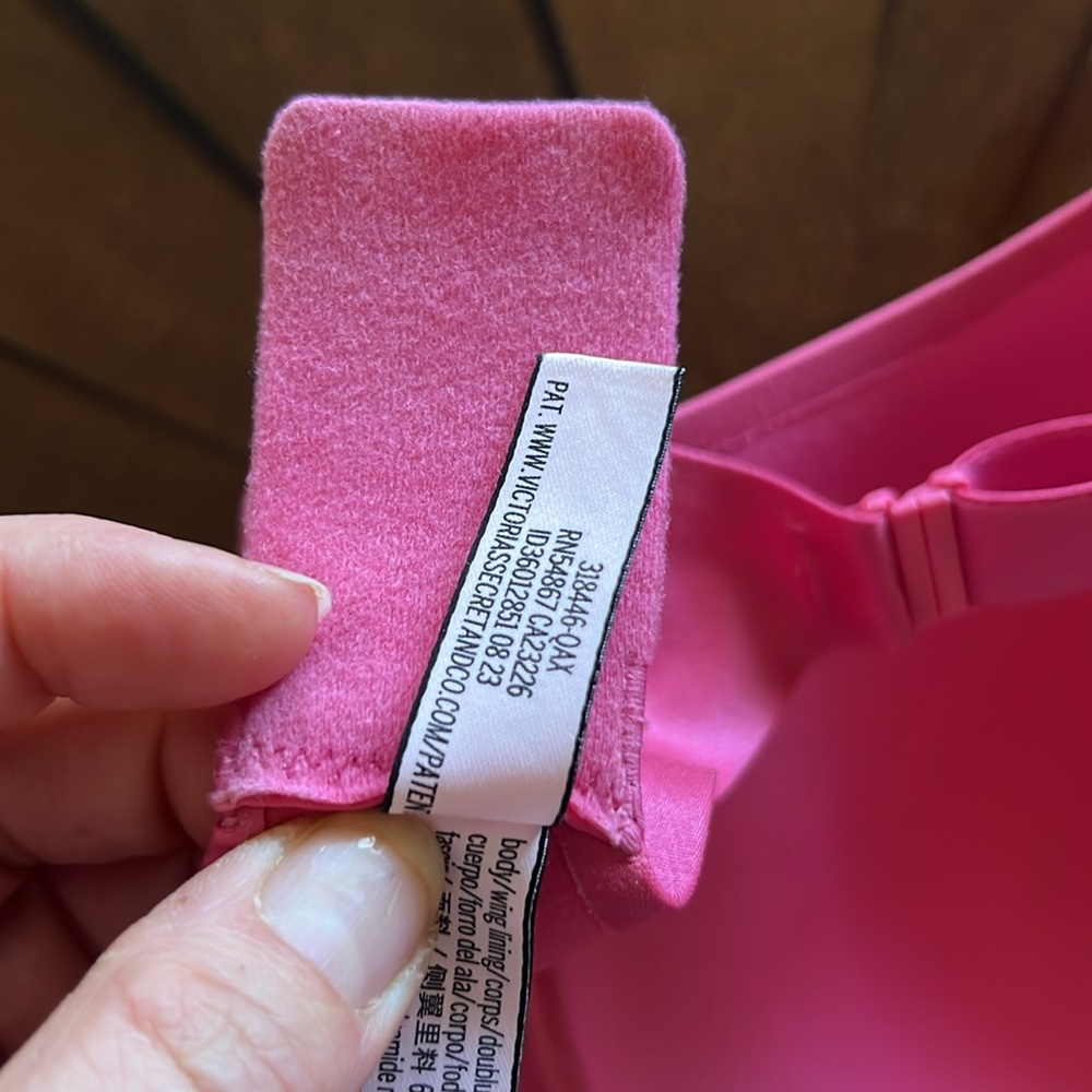 Vs Wireless Bra - image 4